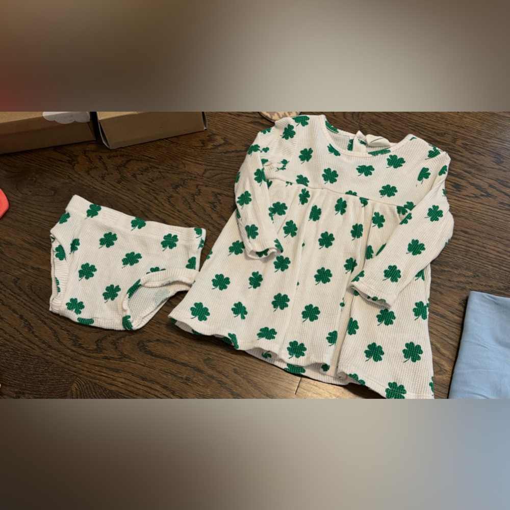 Spearmint Love lucky clover set